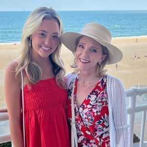 Meet your Posher, Melanie